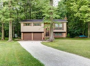 17476 Hosmer Rd, Middlefield, OH 44062