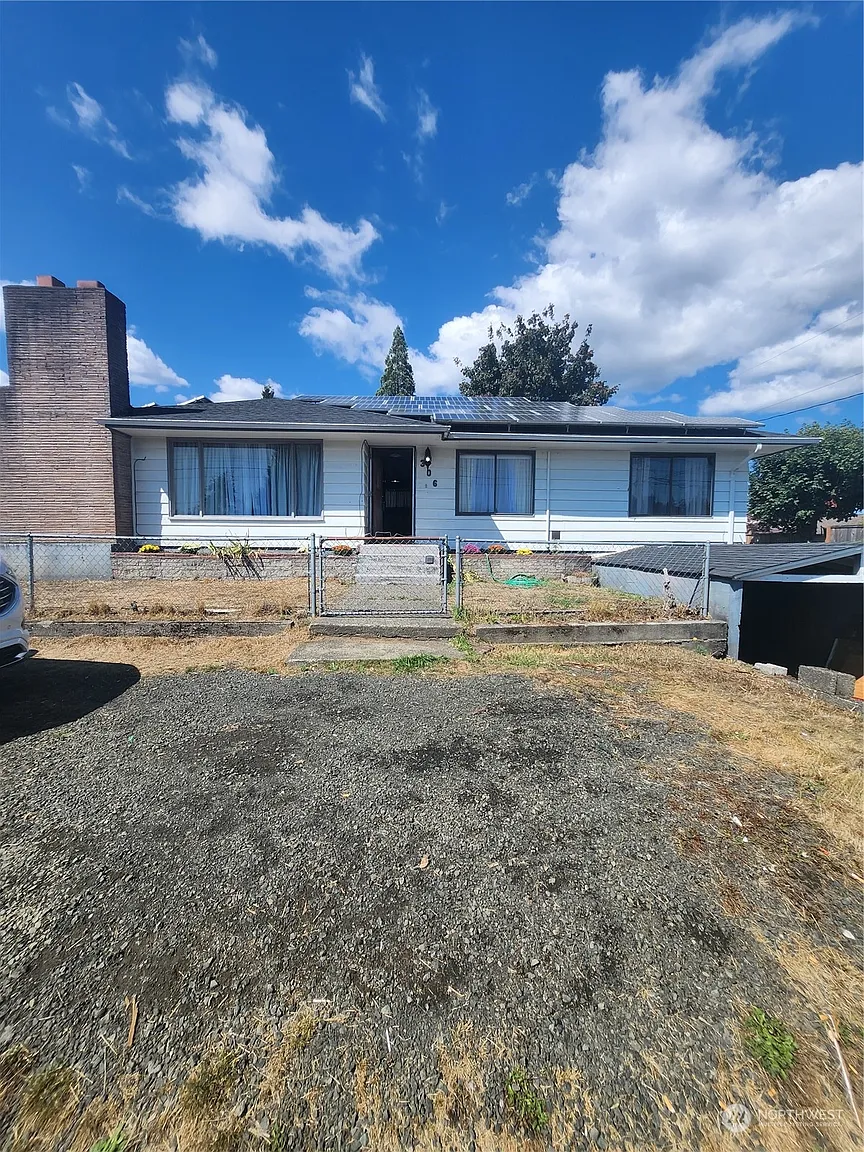 306 E I Street photo 1