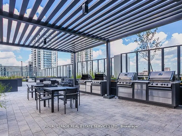 36 Zorra St #523 — Photo 15