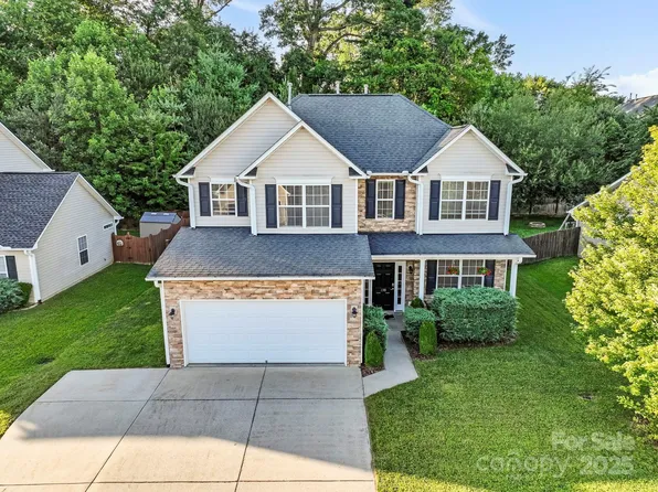 138 Black River Rd, Fletcher, NC 28732