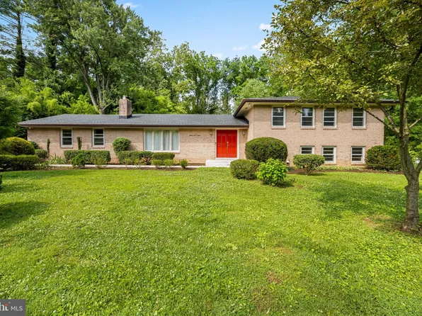 2208 Fox Hunt Ln, Lutherville Timonium, MD 21093