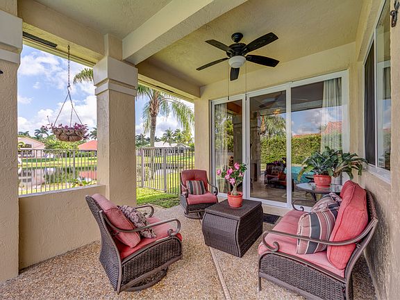5th image of 1083 Deerwood Ln