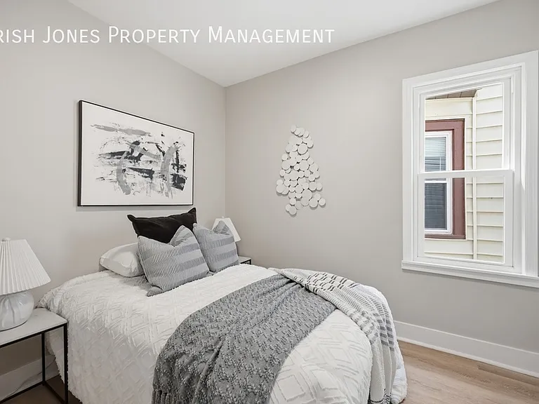 61 Princeton Pl #1 — Photo 18