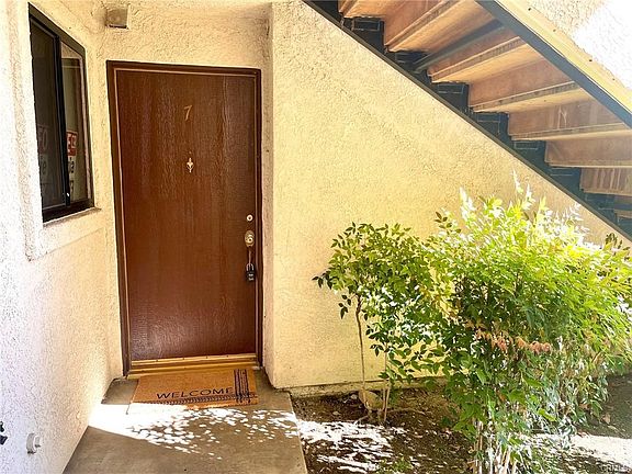 Entry view of the front door.