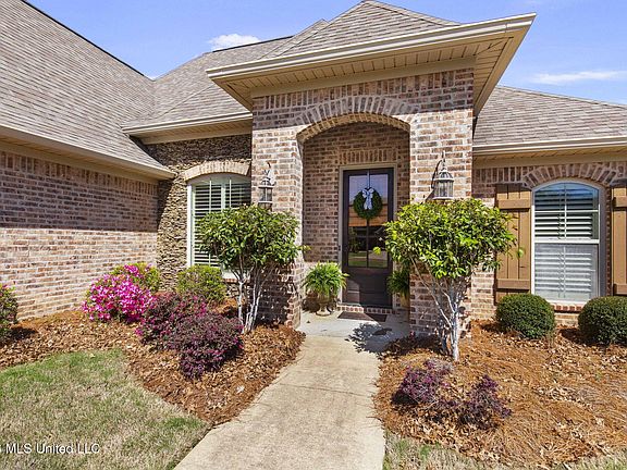 4th image of 167 Belle Oak Dr