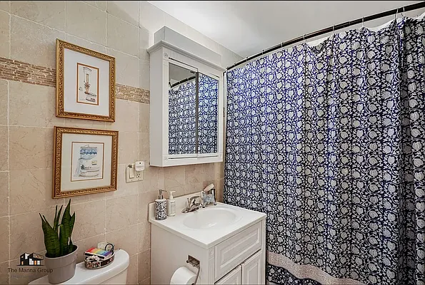 Rented by Compass | media 12