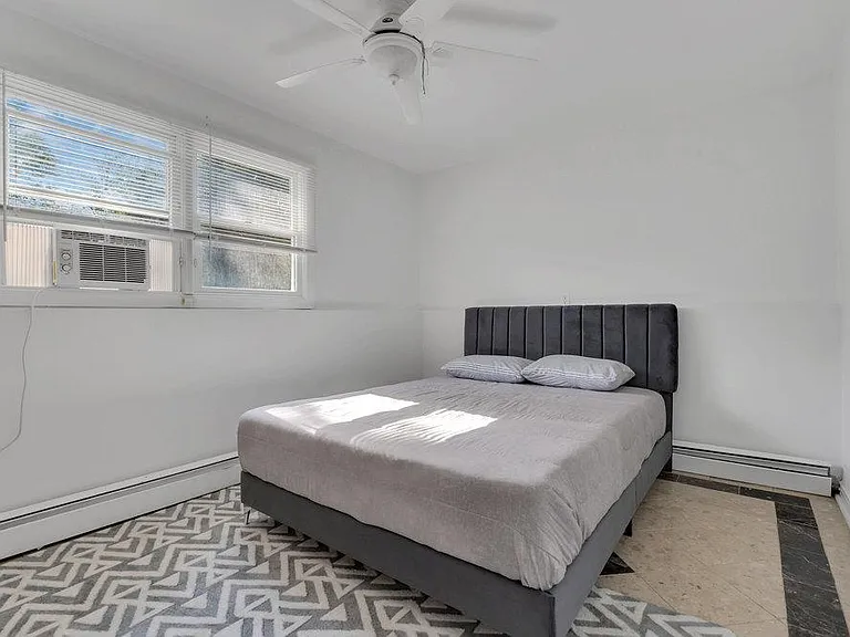 459 Norwood Ave — Photo 31