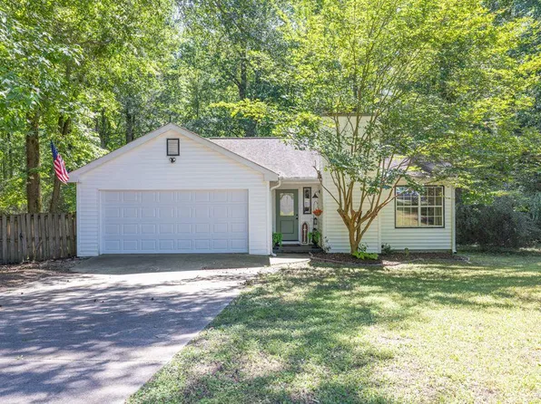 129 Ashwood Dr, Winder, GA 30680