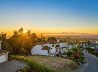 14137 SE 83rd St, Newcastle, WA 98059