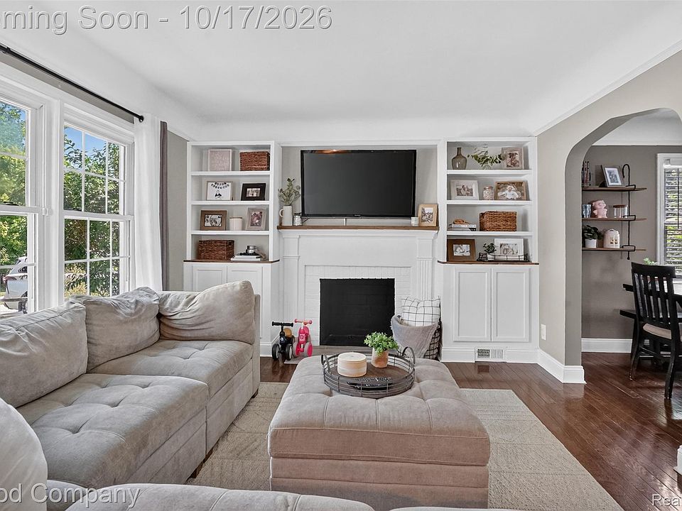 713 N Wilson Ave, photo 6