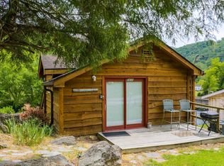 5430 Ela Rd, Whittier, NC 28789