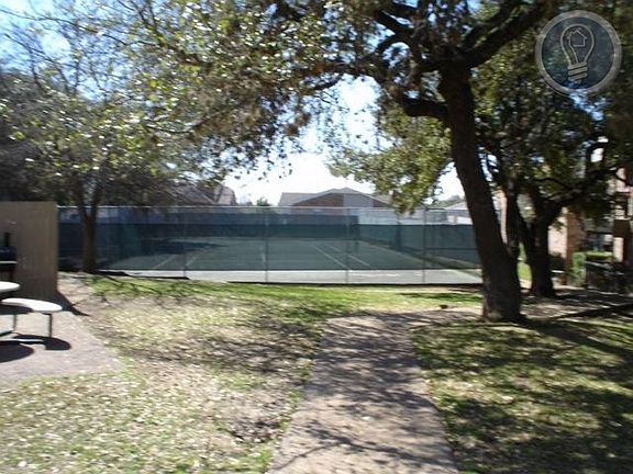 3rd image of 2650 Thousand Oaks Dr APT 101