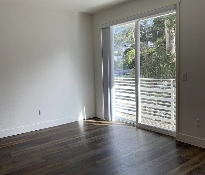 195 Avenue Cabrillo N #9 — Photo 5