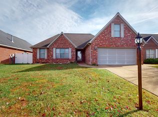 5929 Porterfield Dr, Evansville, IN 47711