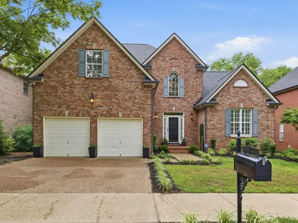 421 Galloway Dr, Franklin, TN 37064