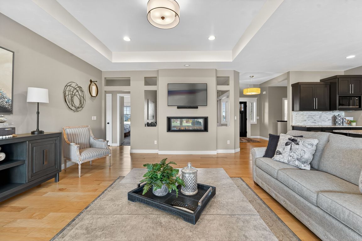 next background image