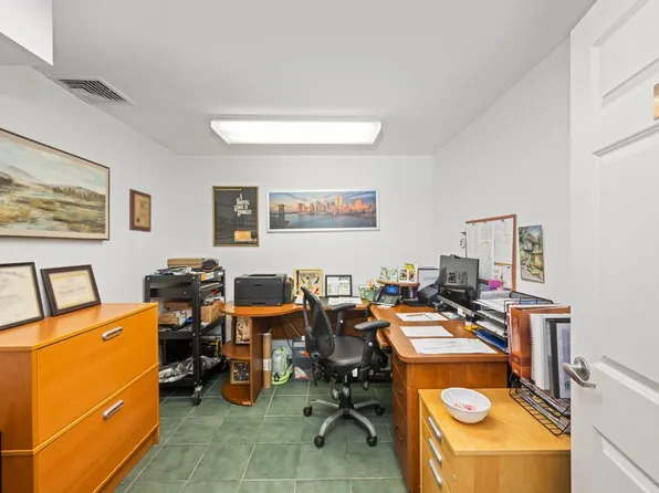 248 Avenue P image 50 of 51