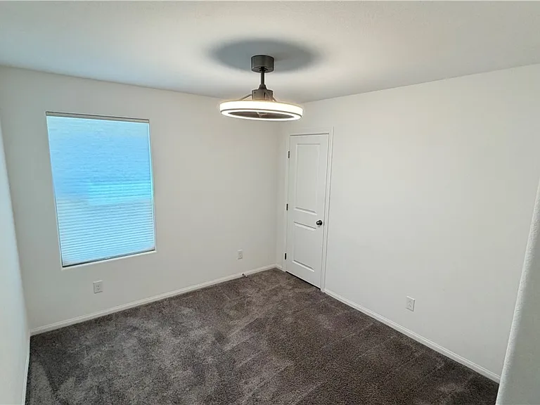 9527 Victory Wings St — Photo 2