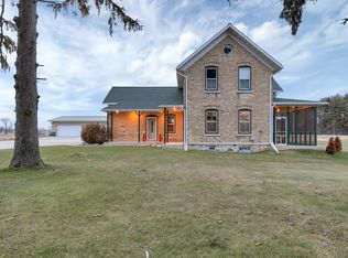 891 Kettleview Dr, Kewaskum, WI 53040