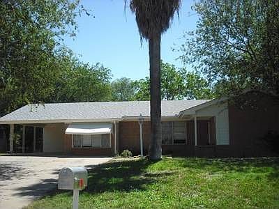 1st image of 9 Bedrford Dr