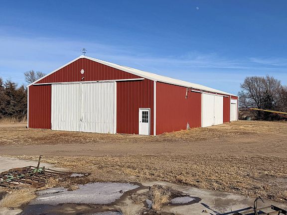 2nd image of 52160 868th Rd