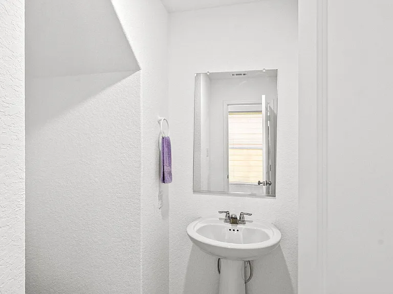 7634 Chancery Gate — Photo 14