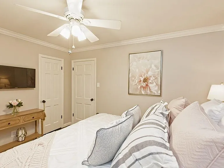 1307 Glen Cove Dr — Photo 24