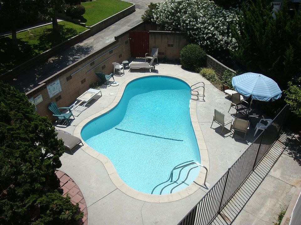 Pool area