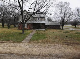 1204 Sycamore St, Humboldt, KS 66748