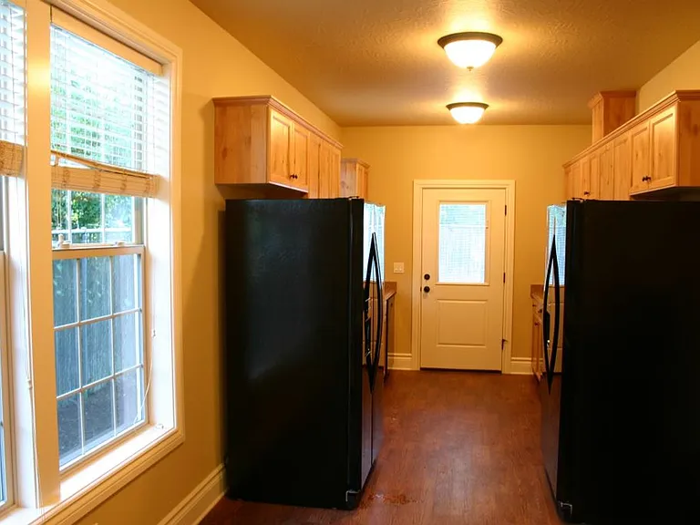1961 NW Joy Lyn Pl — Photo 13