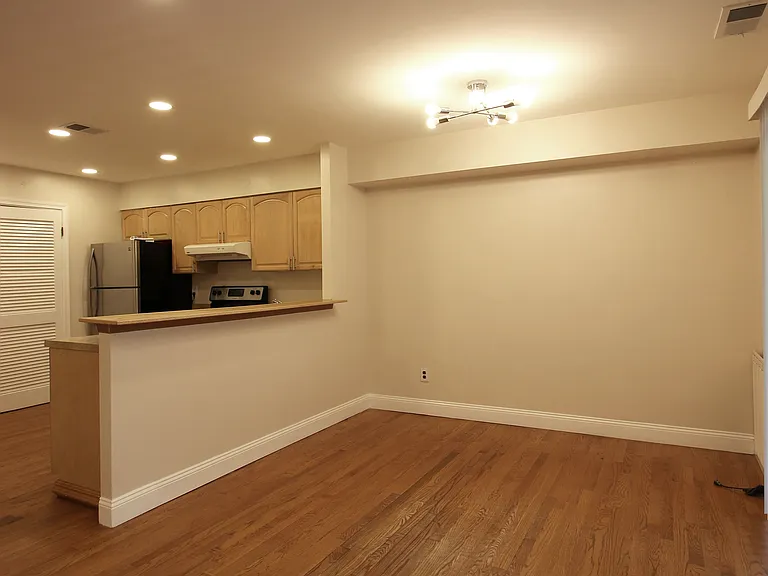 3946 El Camino Pl #11 — Photo 7