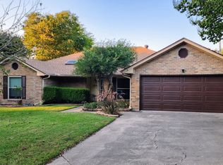 7505 Patsy Ct, Arlington, TX 76016