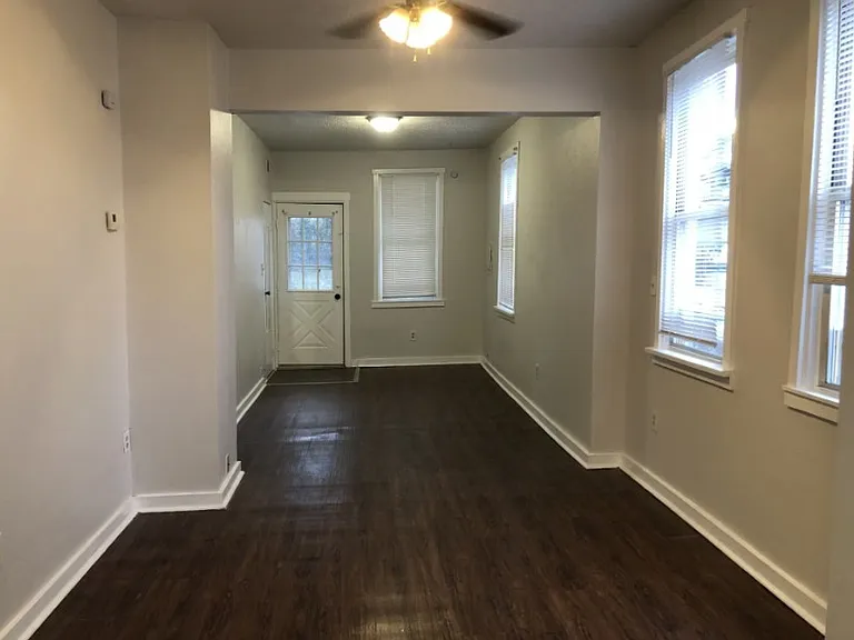 516 Center Ave #2 — Photo 9