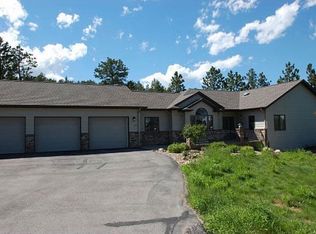 5400 Pinedale Cir, Rapid City, SD 57702