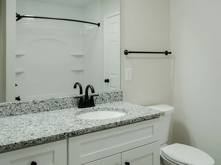 411 N Mountain St — Photo 12