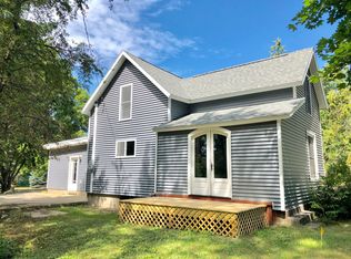 813 Prospect St, East Jordan, MI 49727