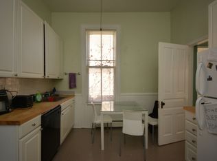 1441 W Warner Ave, Chicago, IL 60613