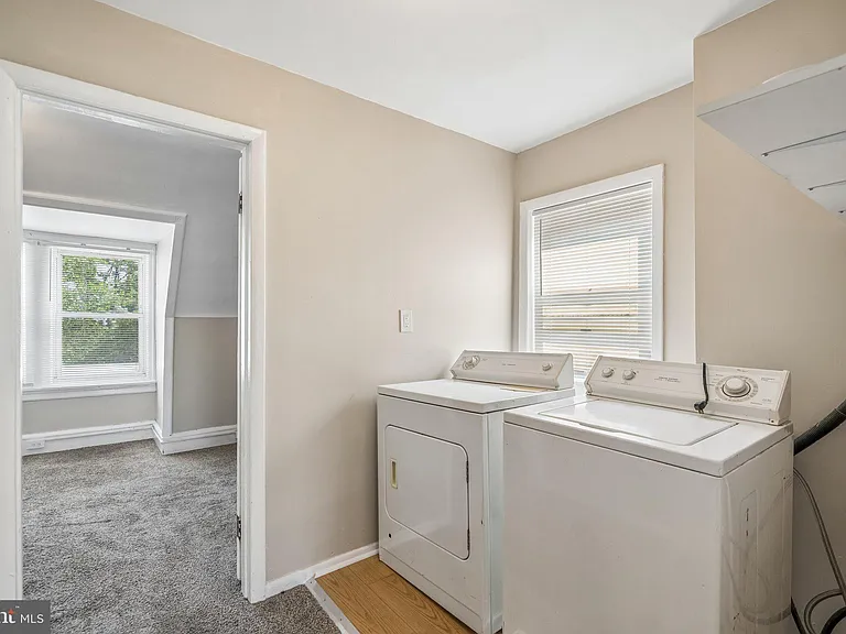481 Gerhard St #2 — Photo 15