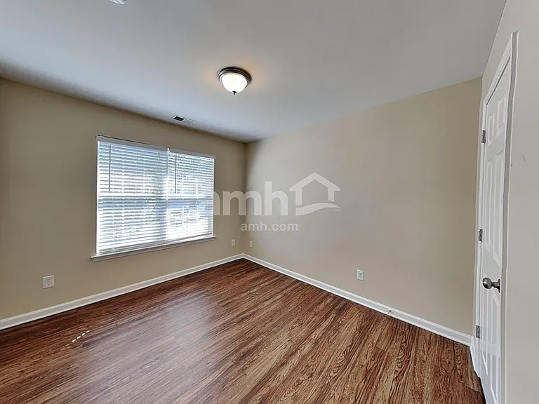 18306 Victoria Bay Dr — Photo 18