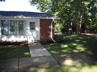 190 Ventry Ct UNIT F, Ridge, NY 11961