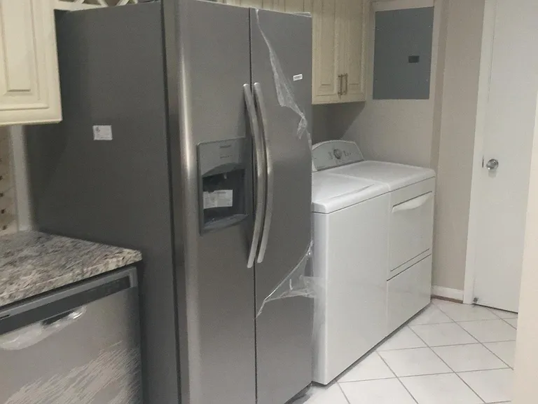 31 Stonehenge Cir #3 — Photo 2