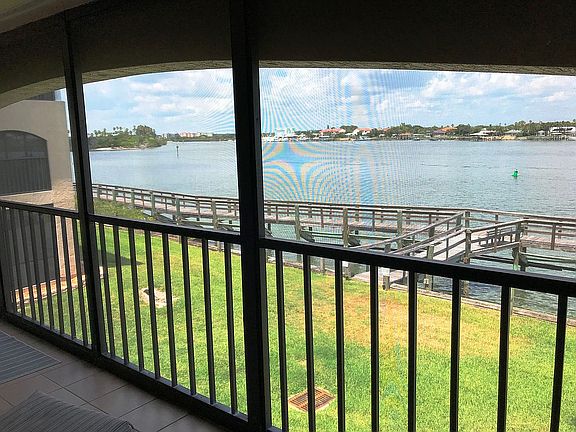 2nd image of 442 Bouchelle Dr APT 201