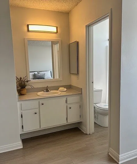 Carson Oakwood Apartments — Photo 57