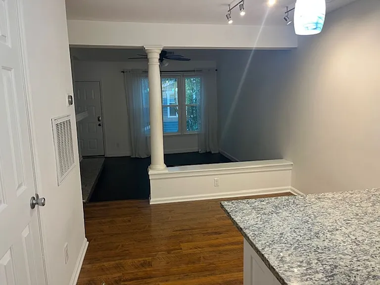 433 W 8th St #66 — Photo 9