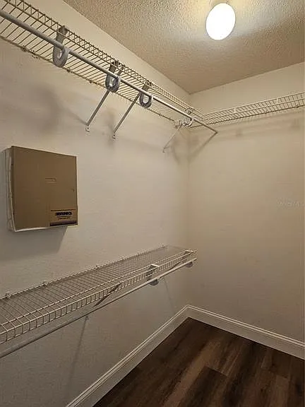 3938 Creek Woods Dr — Photo 12