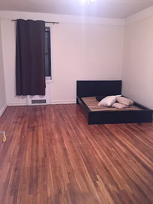 Rented by Zuz Realty | media 10