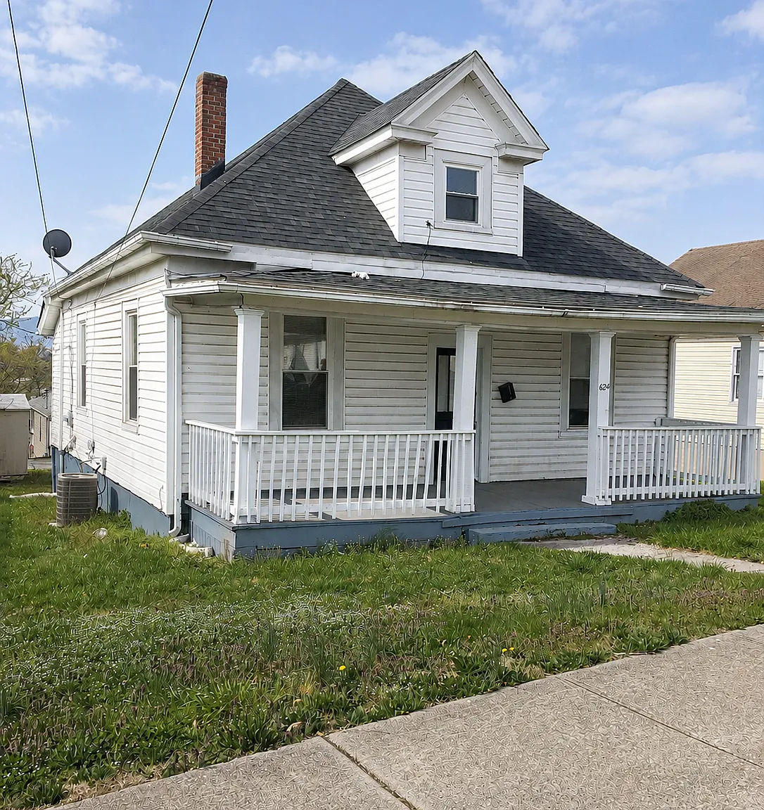 2 bed, 1277 sqft, $997 — Photo 1