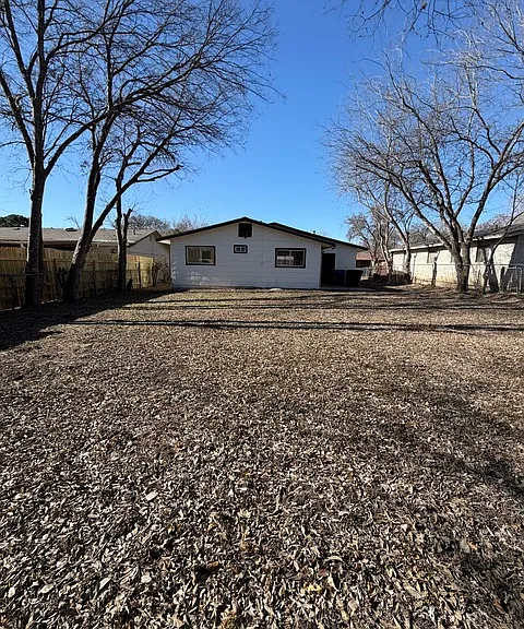 5915 Highfield St — Photo 11