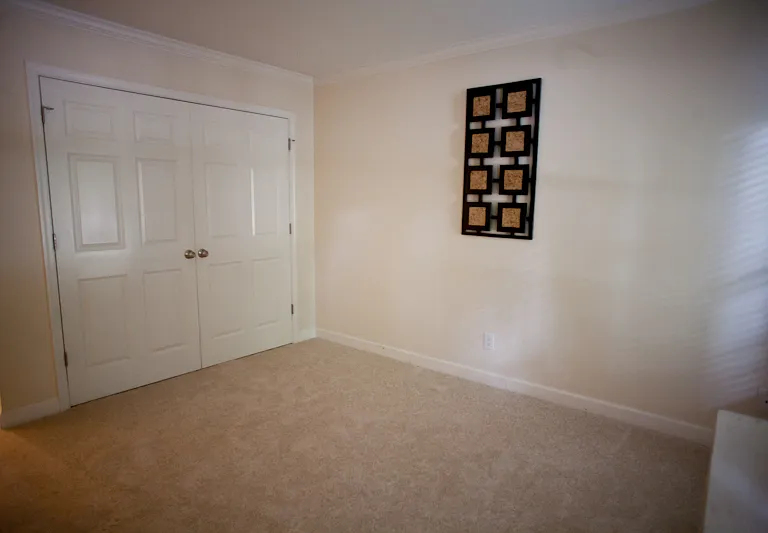 1513 E Franklin St #111 — Photo 7