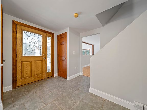 4th image of 10 Colman Path